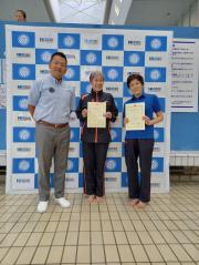 日本記録　（左）庄子選手（右）野口選手
